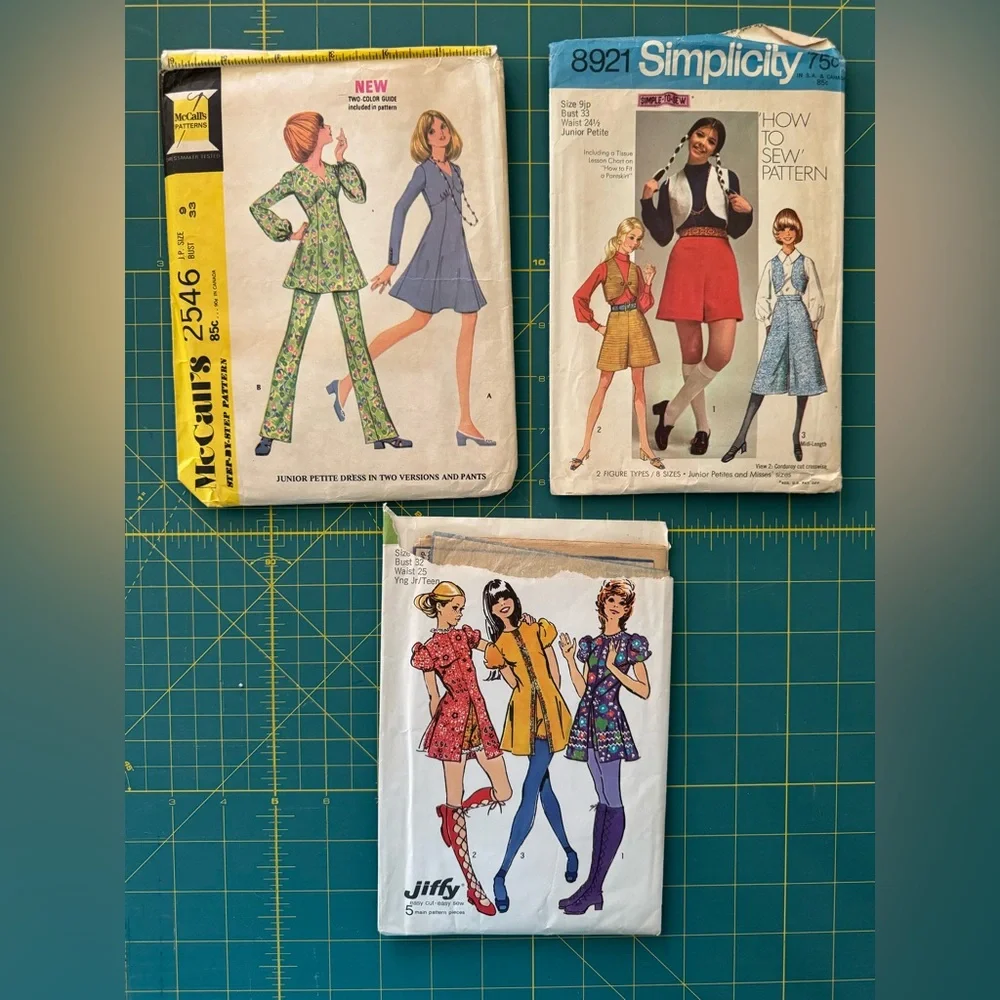Vintage 60s and 70s sewing pattern collection - used/cut patterns - Picture 3 of 3